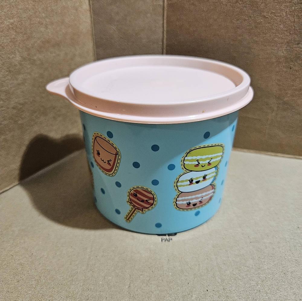 Tupperware Little Face Set - Picture 4 of 6